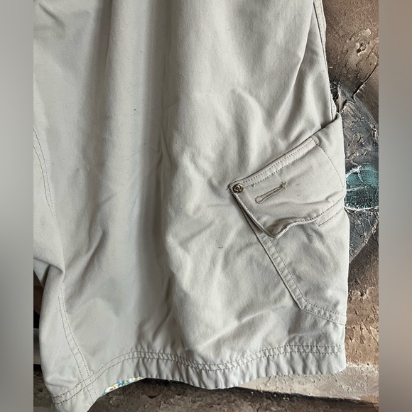 Lululemon MEN’s Cargo shorts size 38 - Picture 2 of 15